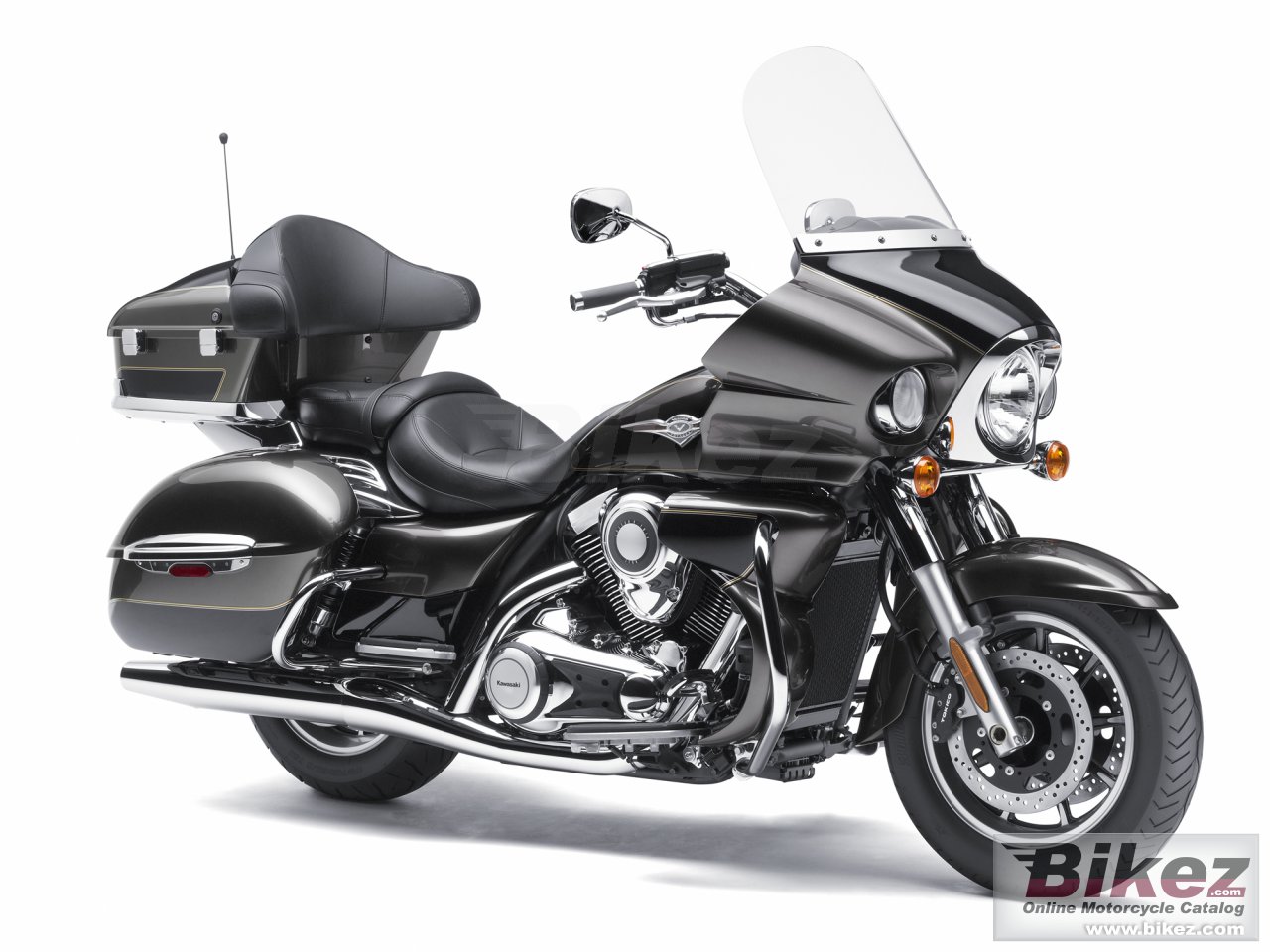 Big Kawasaki vulcan 1700 voyager picture and wallpaper from Bikez.com